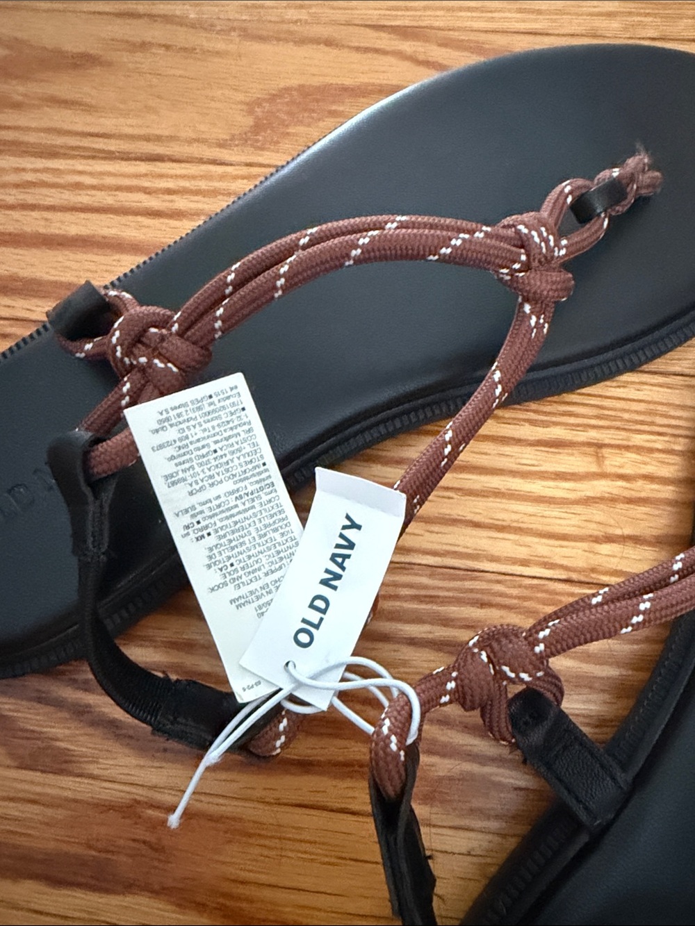 Old Navy Knotted Rope Thong Sandal NWT - Brown - Picture 2 of 3
